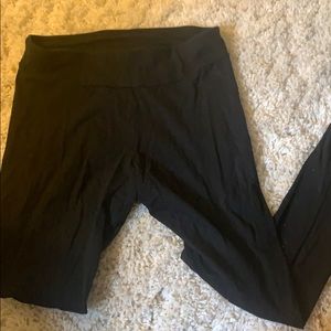 Classic black leggings